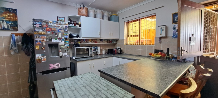 3 Bedroom Property for Sale in Heiderand Western Cape